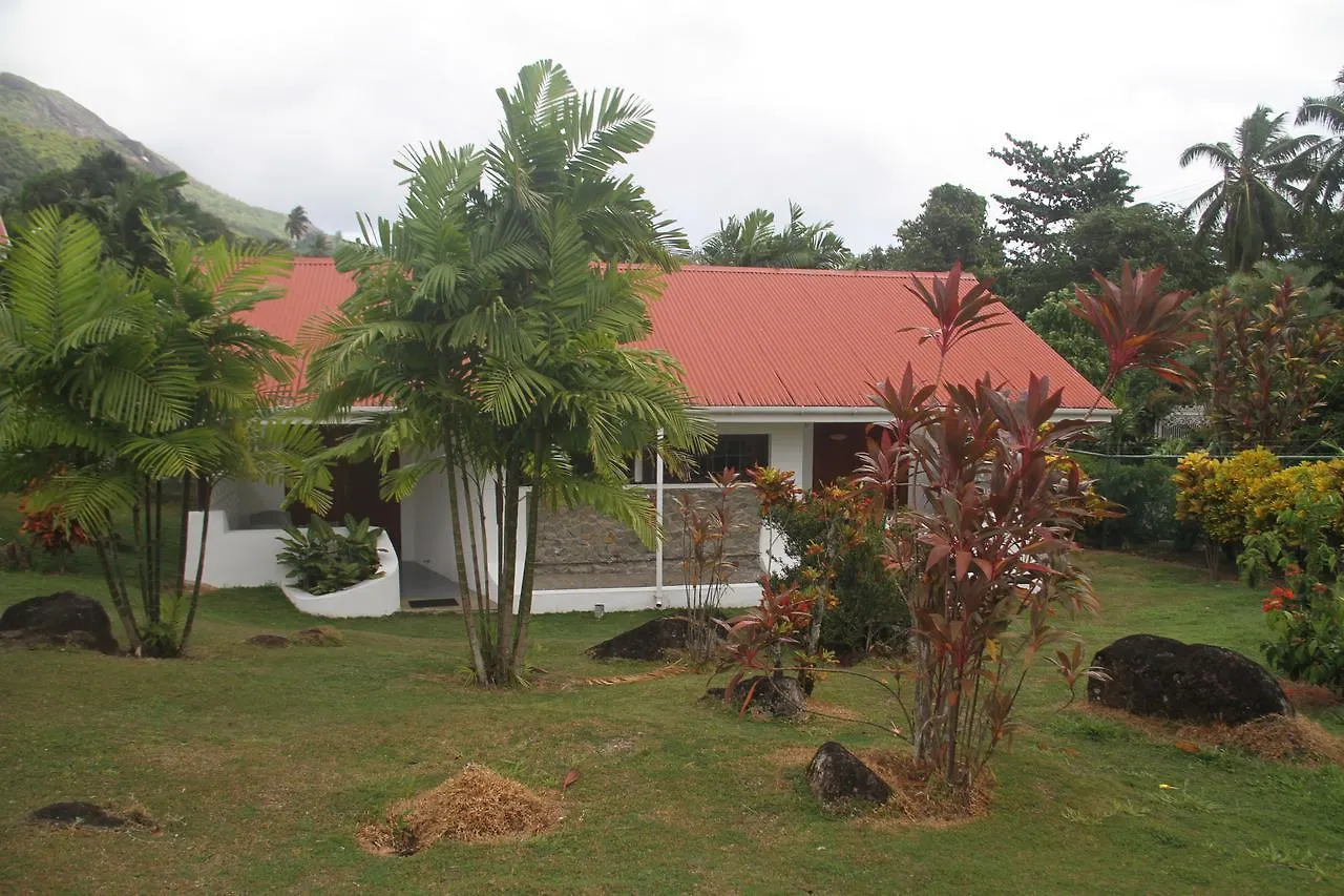 ** Frühstückspension Daniella's Bungalows Bel Ombre Seychellen