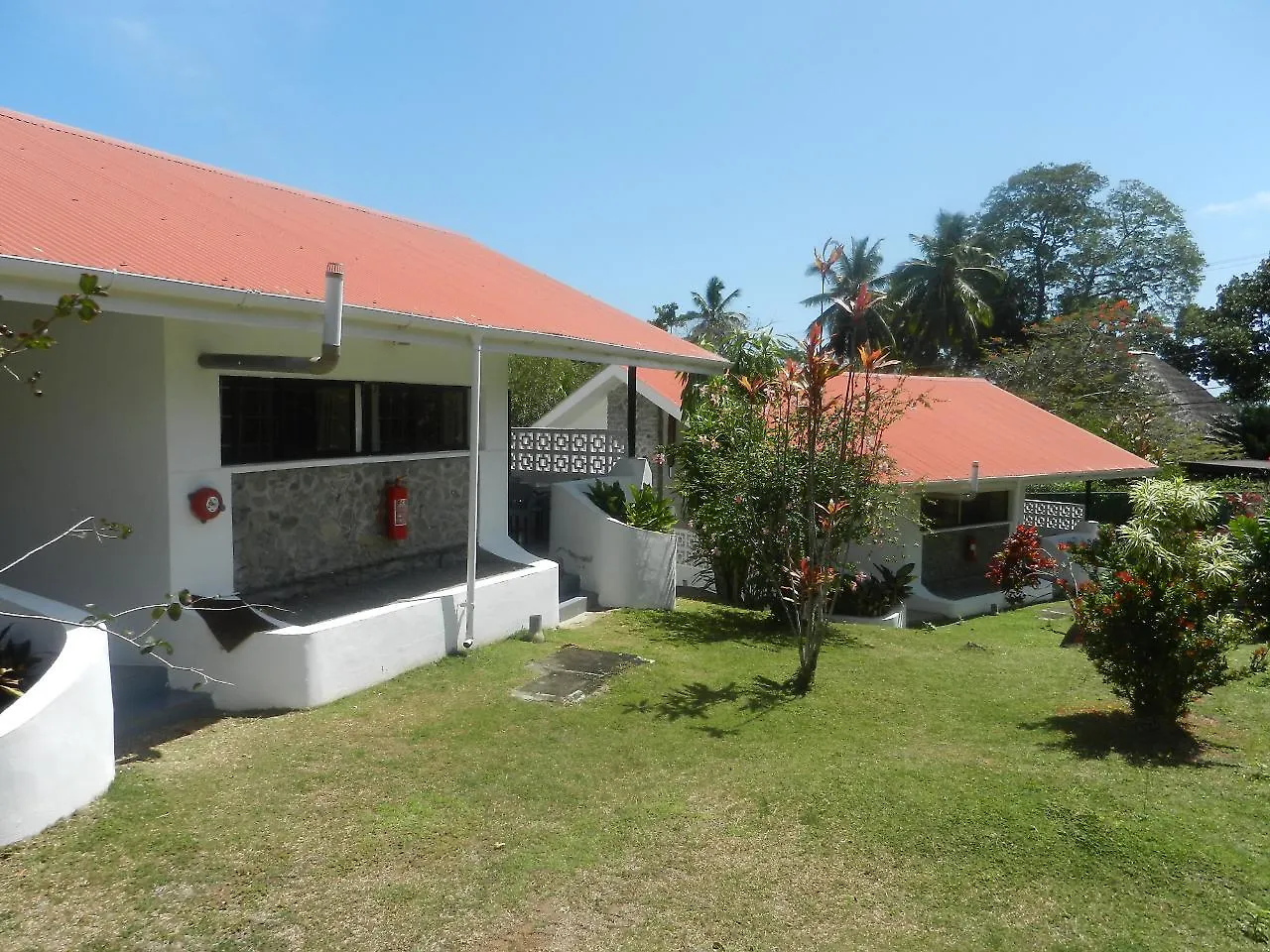 Bed & Breakfast Daniella'S Bungalows Bel Ombre