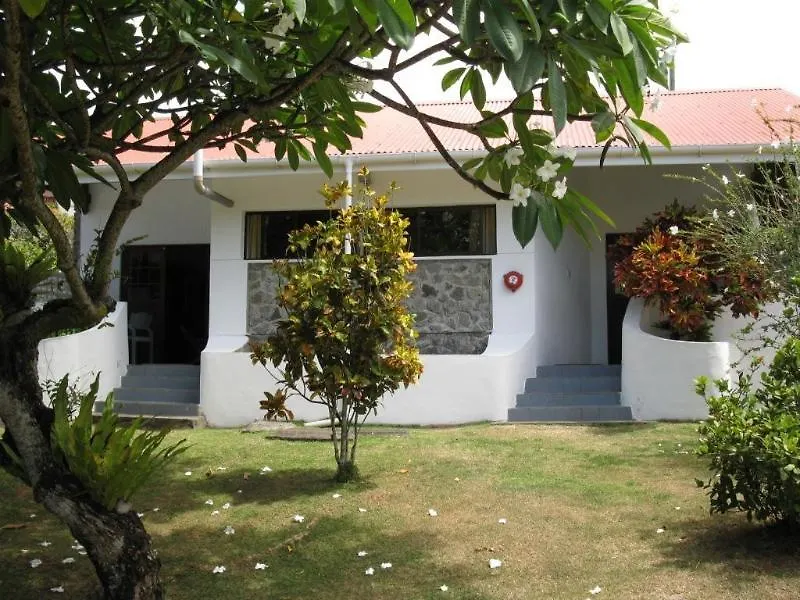 Daniella'S Bungalows Bel Ombre